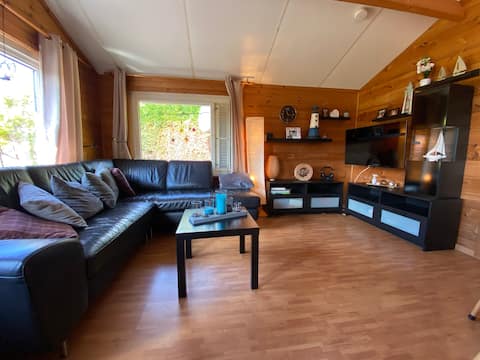 Top Airbnb: Beachhous62"loop distance beach" Beach look in Wijk 13 Renesse