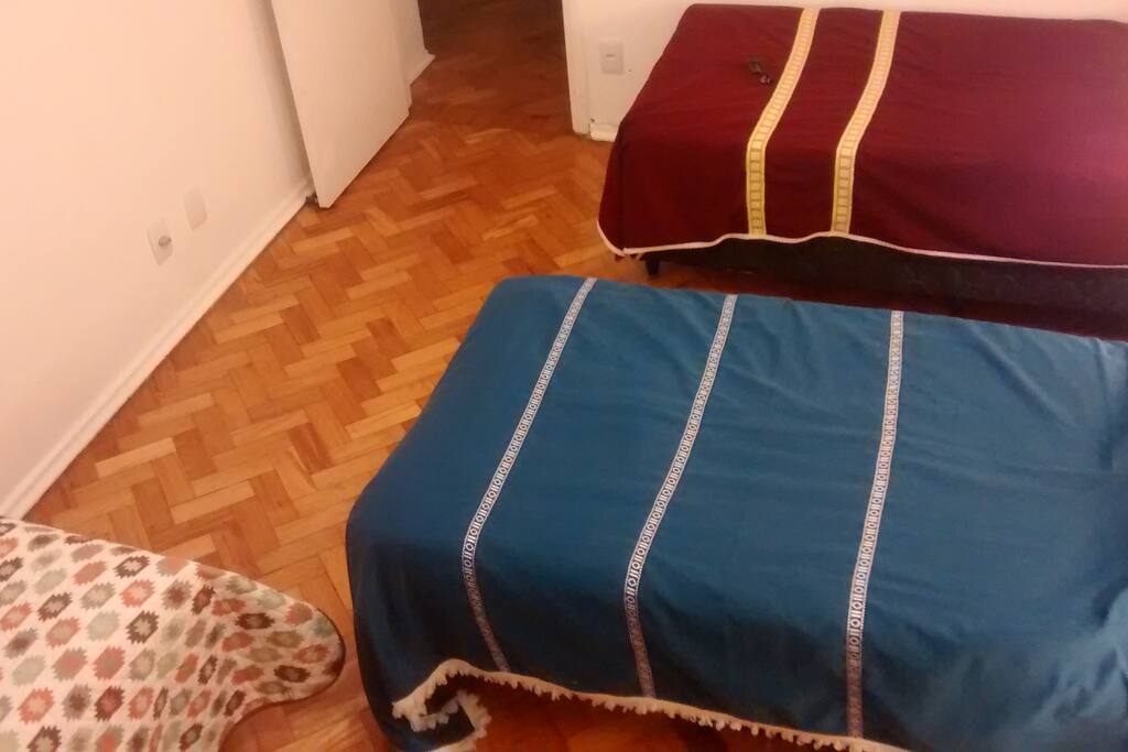 Visao das 3 camas de outro angulo