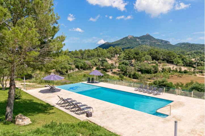 Ca’n Cristofal -country home for secluded getaway gallery image 2