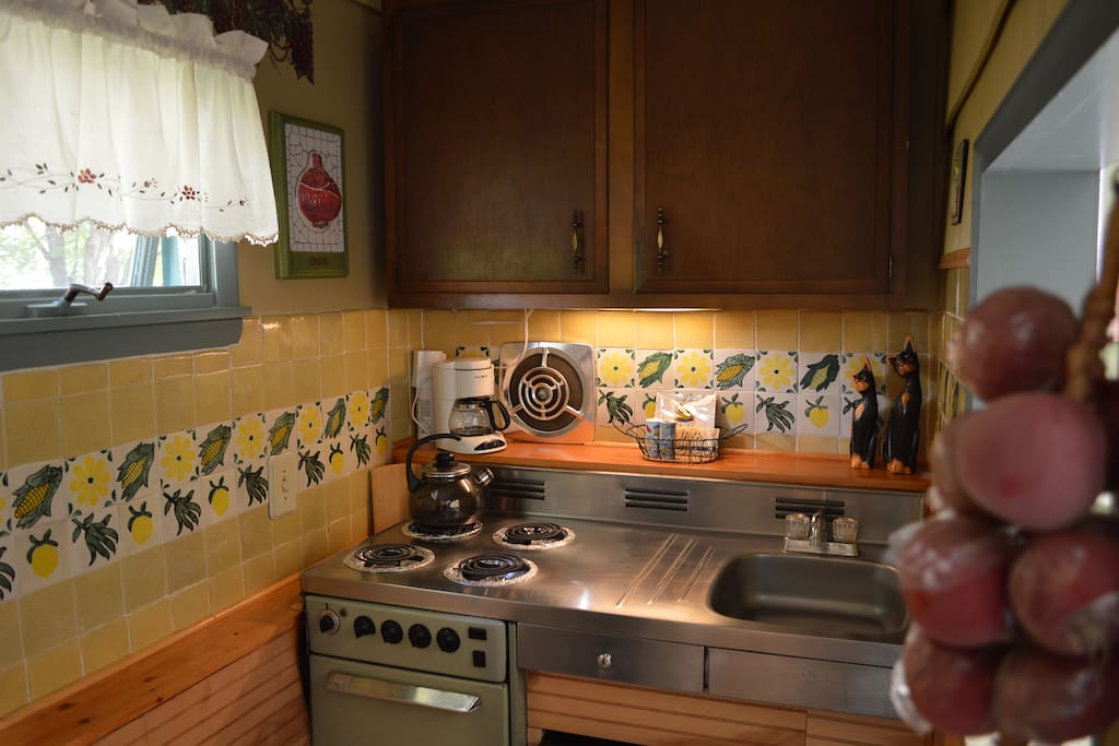 Small Kitchenette