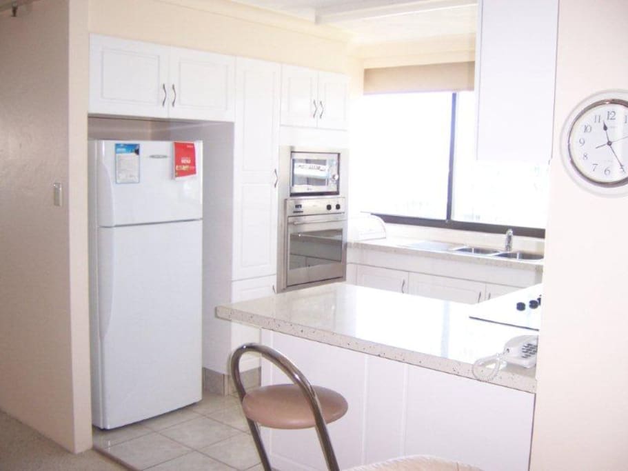Fully equipped kitchen to whip up a meal or two.
