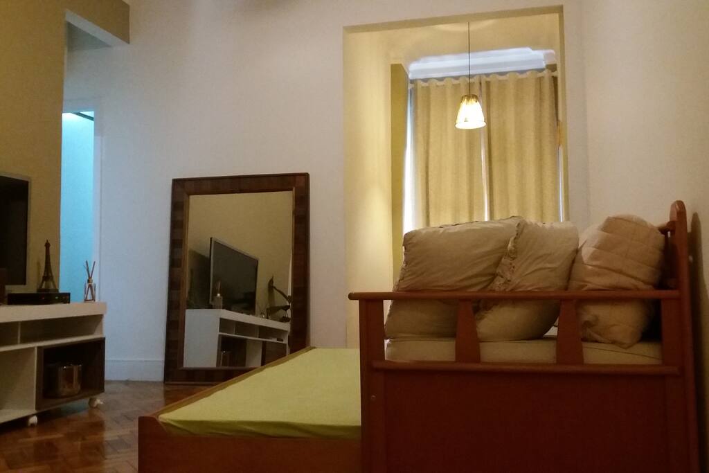 Sala de TV c/ bicama