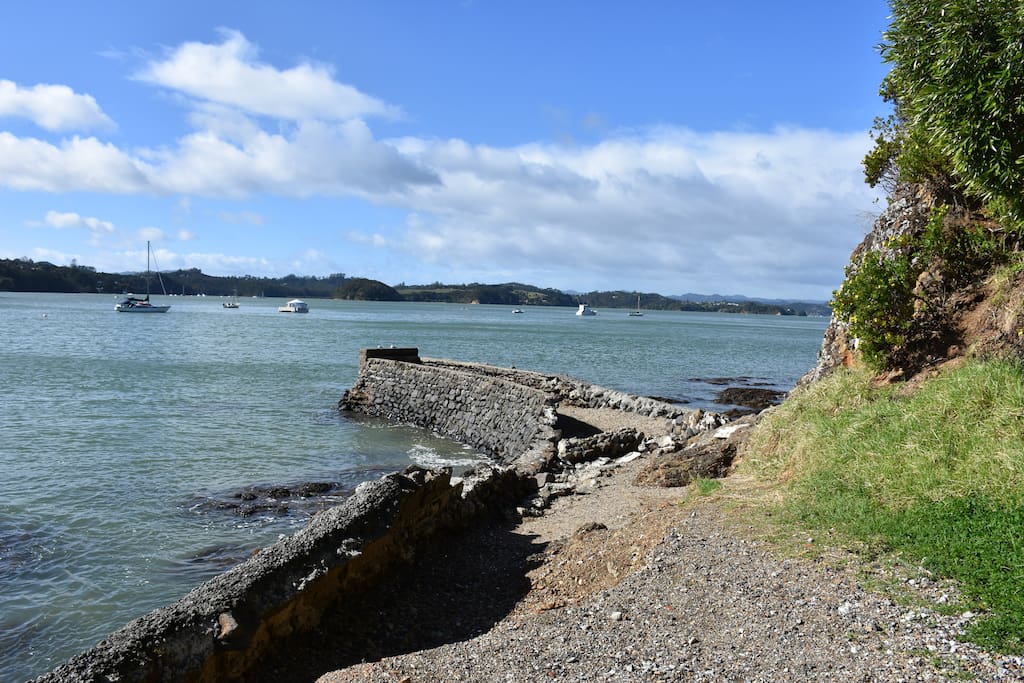 1 minute walk from home