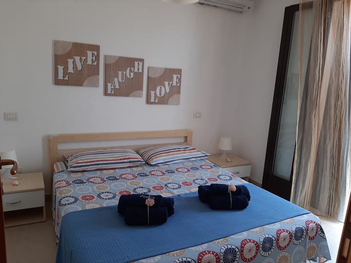 საძინებელი 1