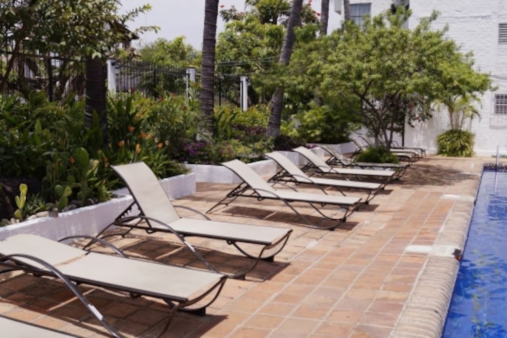 c-12 loma del mar chairs