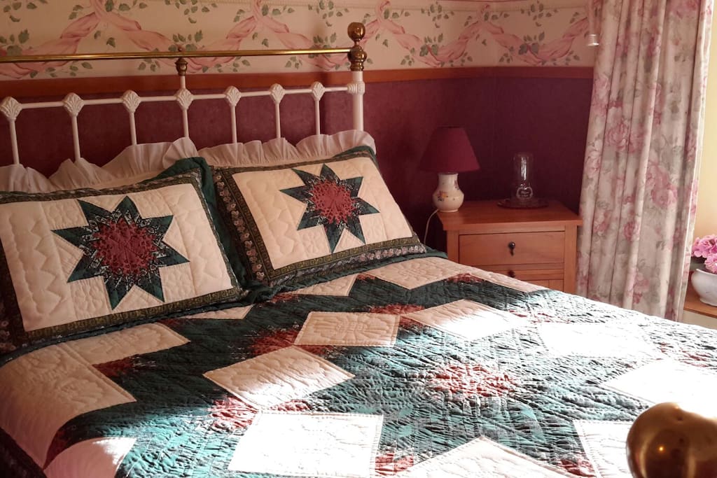 Guthrie Cottage Bedroom