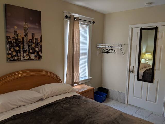 Walking Distance to Clifton Hill, Casino and falls