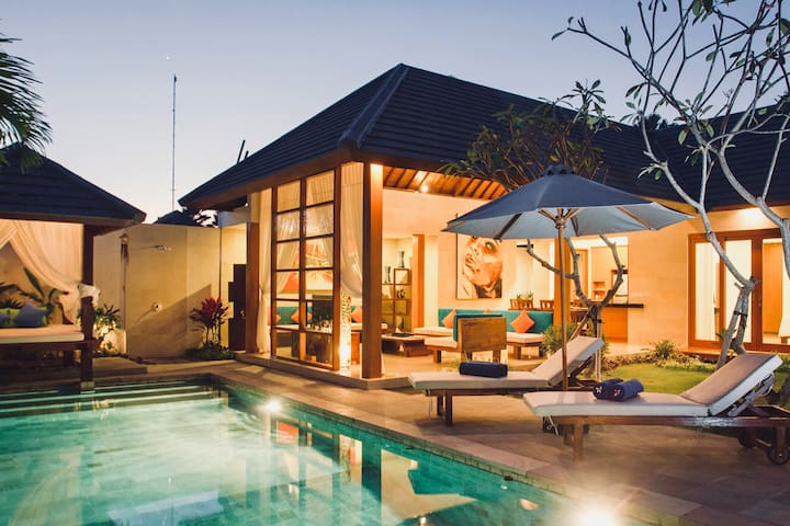 ✰3BR Villa with pool in Seminyak ✰BungaNeilVilla✰