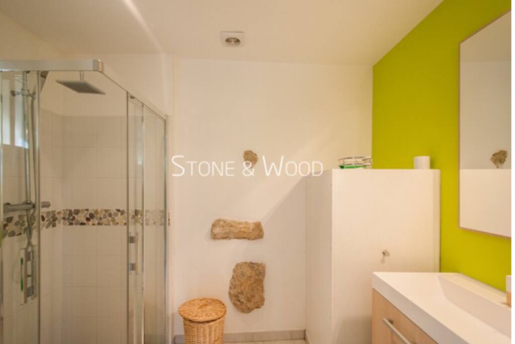 Shower room / en-Suite