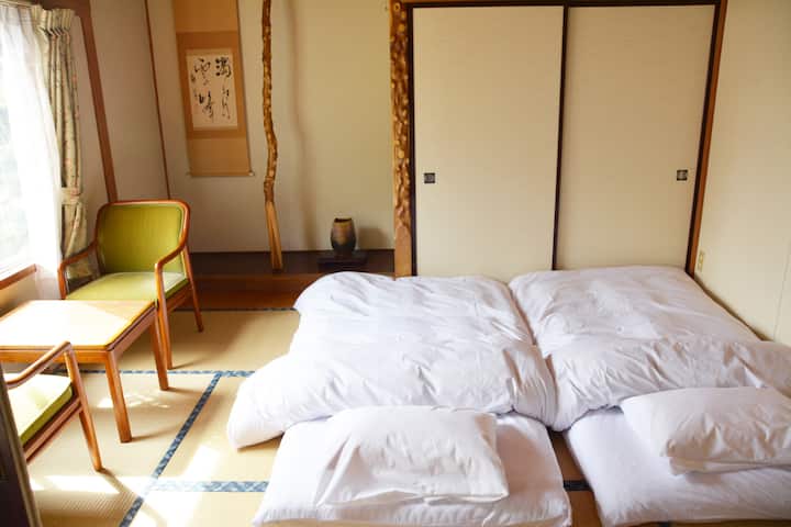 საძინებელი 3