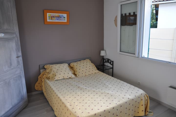DORMITORIO 2
CAMA 140 + CAMA BB