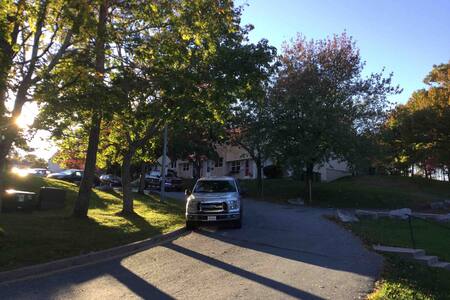 Double bedroom in friendly home.