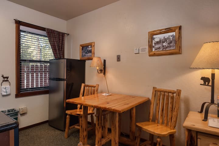 Popular Franciscan - Pool, Sandy Beach & Pier. - Lake Tahoe