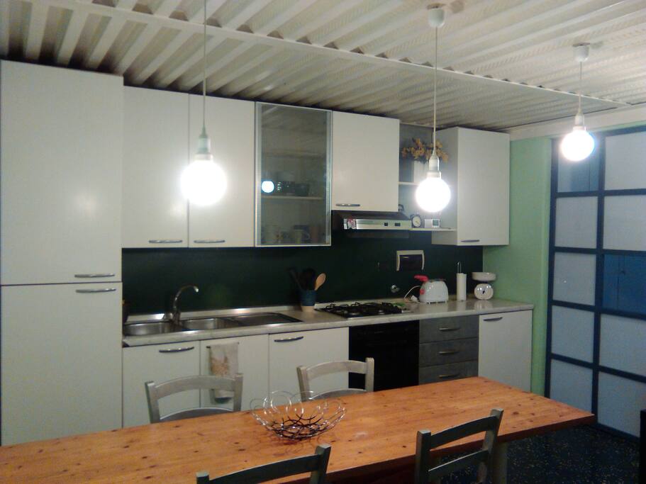 Ampia cucina abitabile