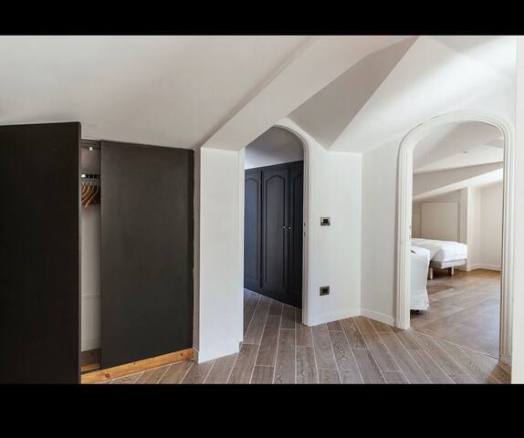 Trastevereroof apt.15 gallery image 5