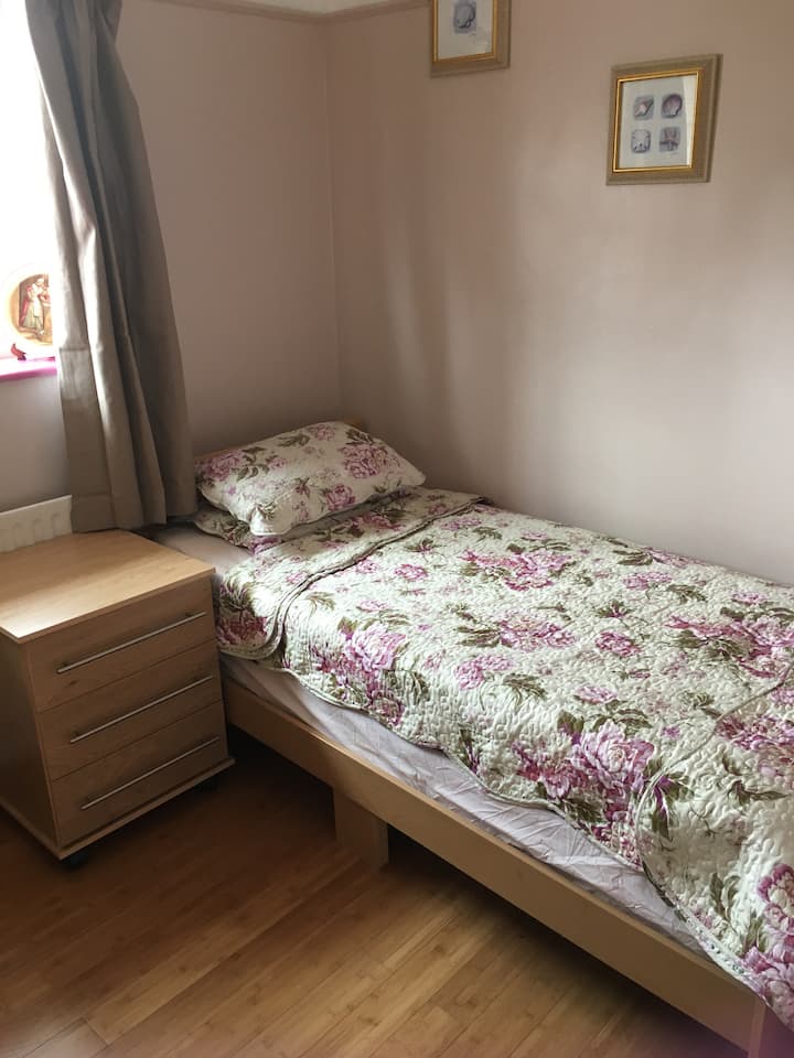 Bromley Holiday Rentals & Homes England, United Kingdom Airbnb