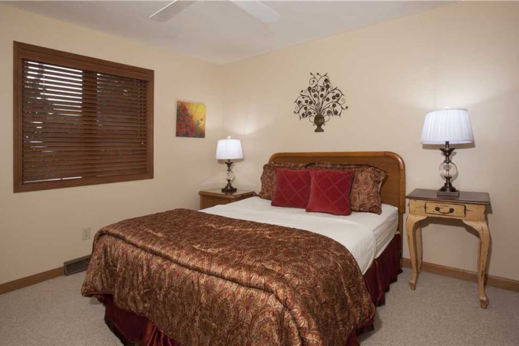 RH3 Bedroom2