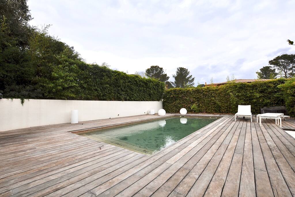 Piscine au sel type fond de sable