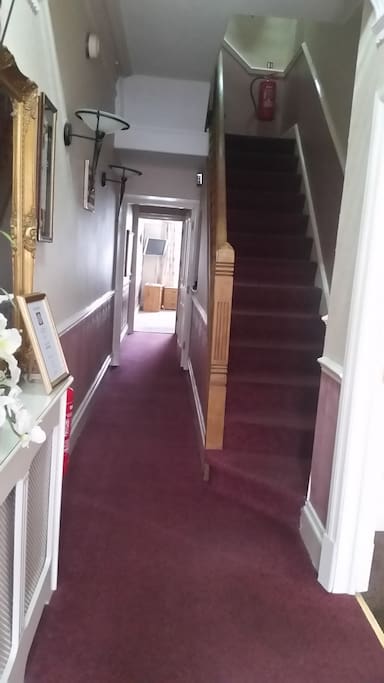 Entrance and stairs to bedrooms