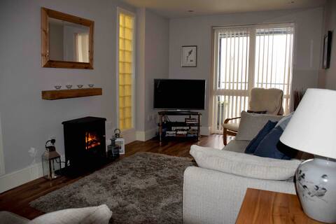 Inverness City Centre Apartment close to River