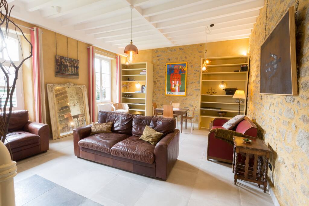 Reclaimed, reused, recycled. Reflet - Le Salon
