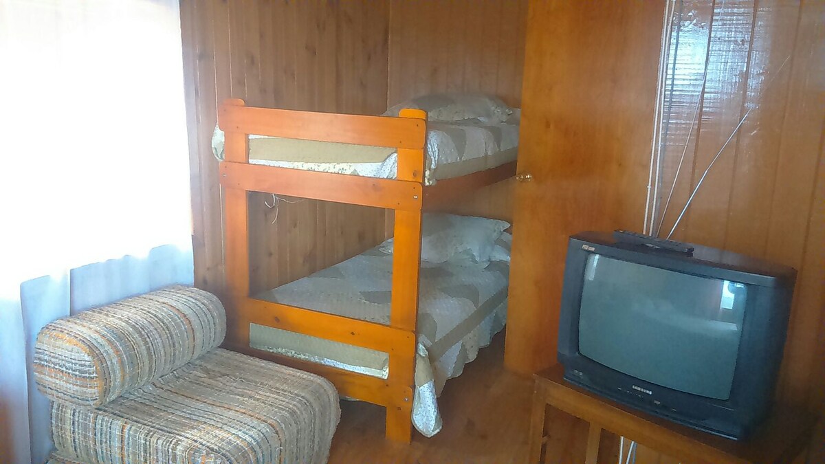 卧室第二间卧室小木屋