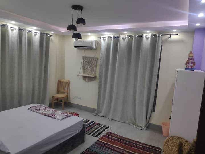 غرفة النوم 1