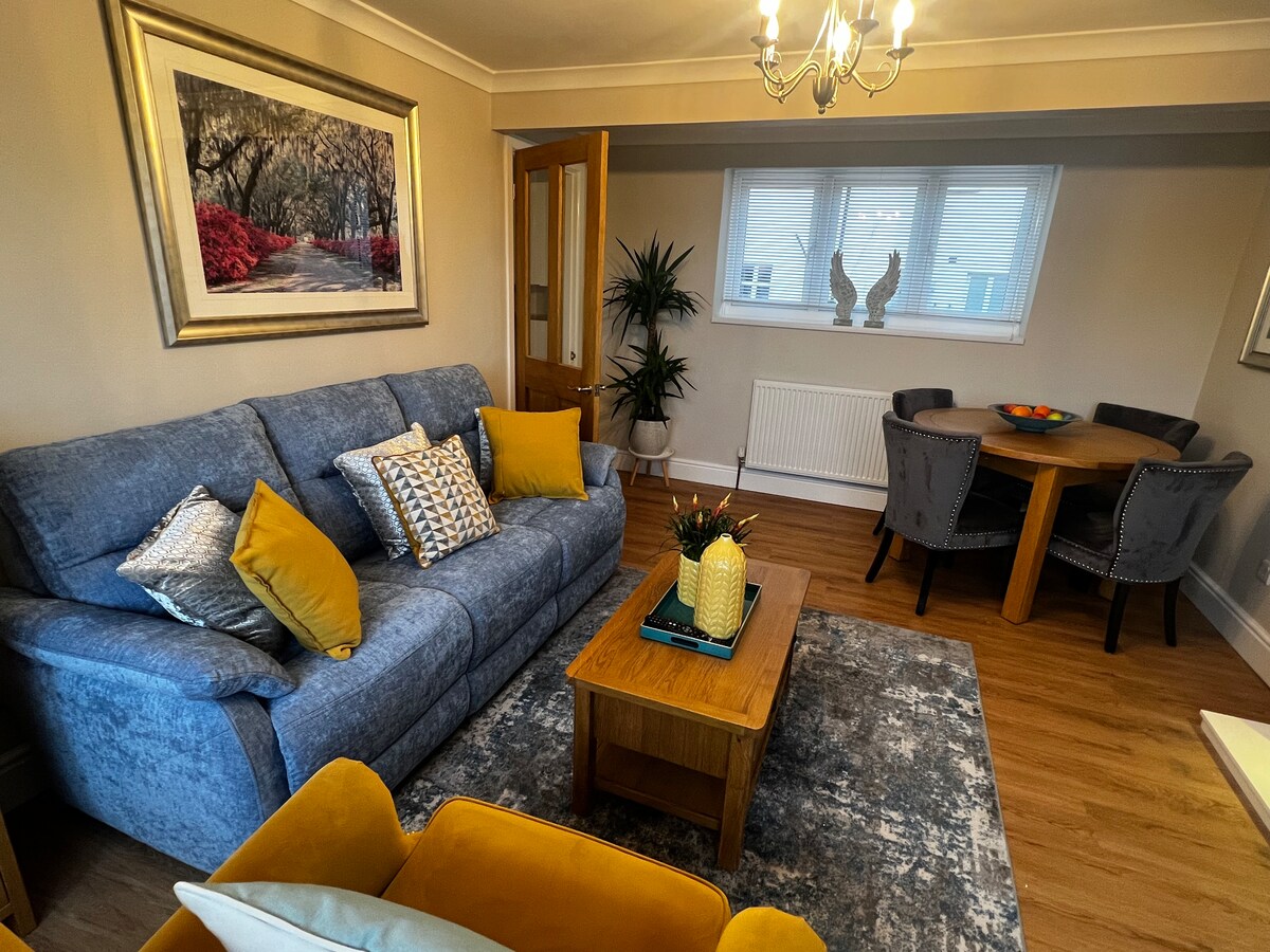 Top performing Airbnb: Corfe Castle Airbnb by the Model Village in Corfe Castle