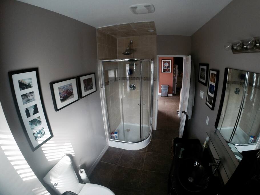 bathroom main floor