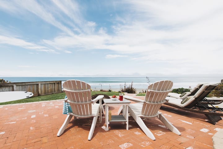 Beautiful Ocean Front Cottage, Cayucos California