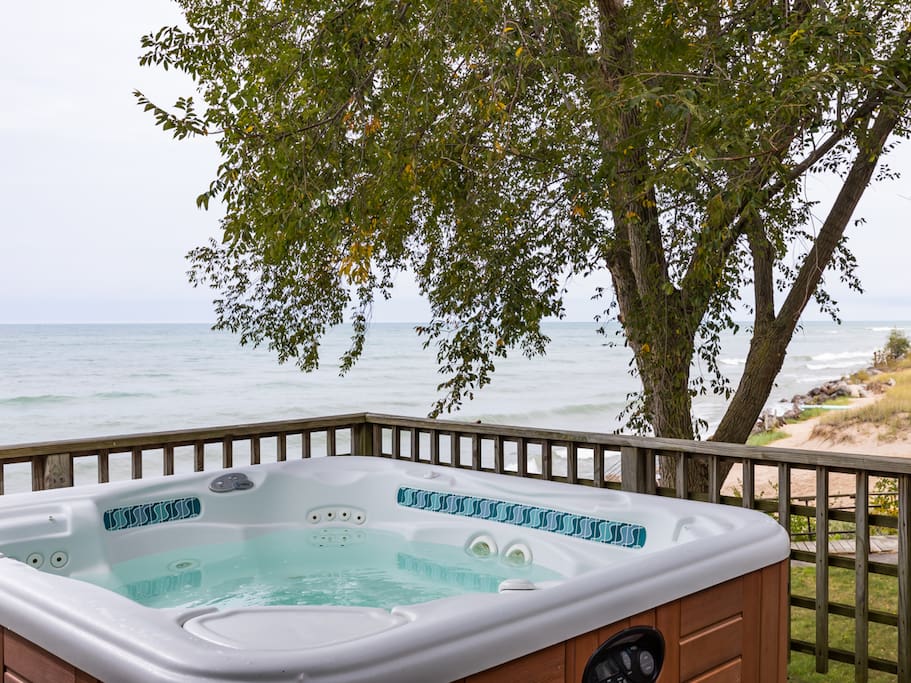 Lakefront Hot Tub