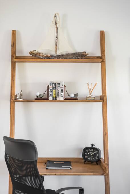 Laptop station