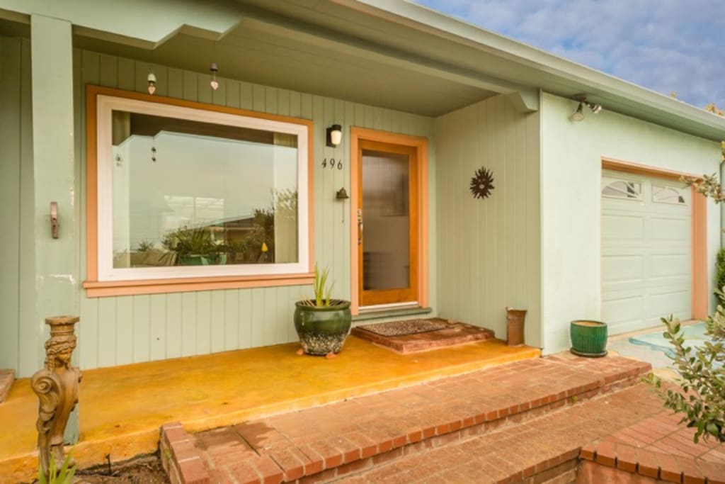 Inviting front entrance.