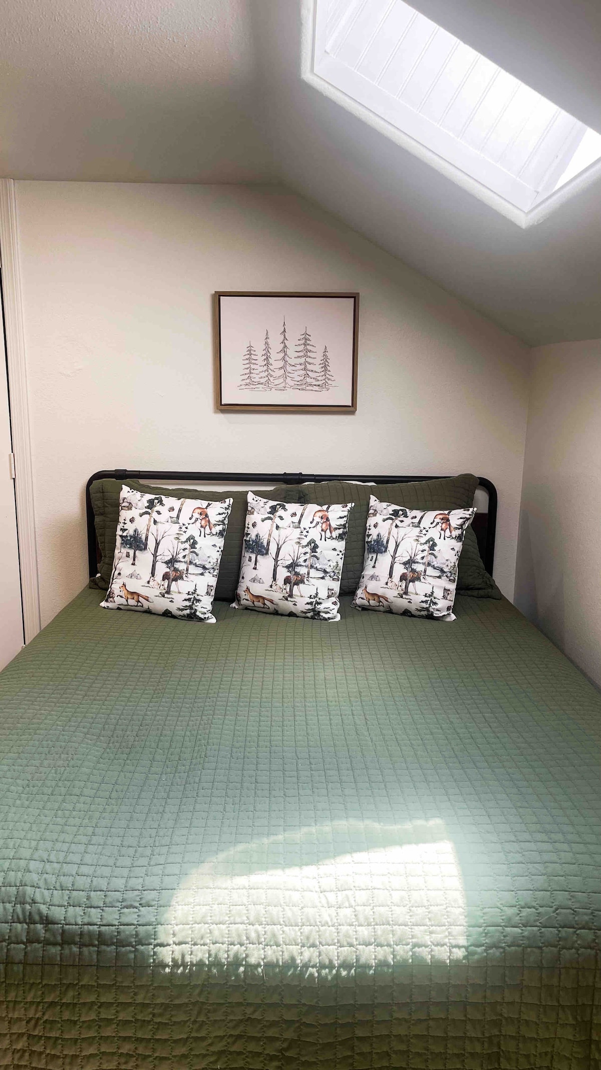 Брачен кревет (широк 150-179 см) 