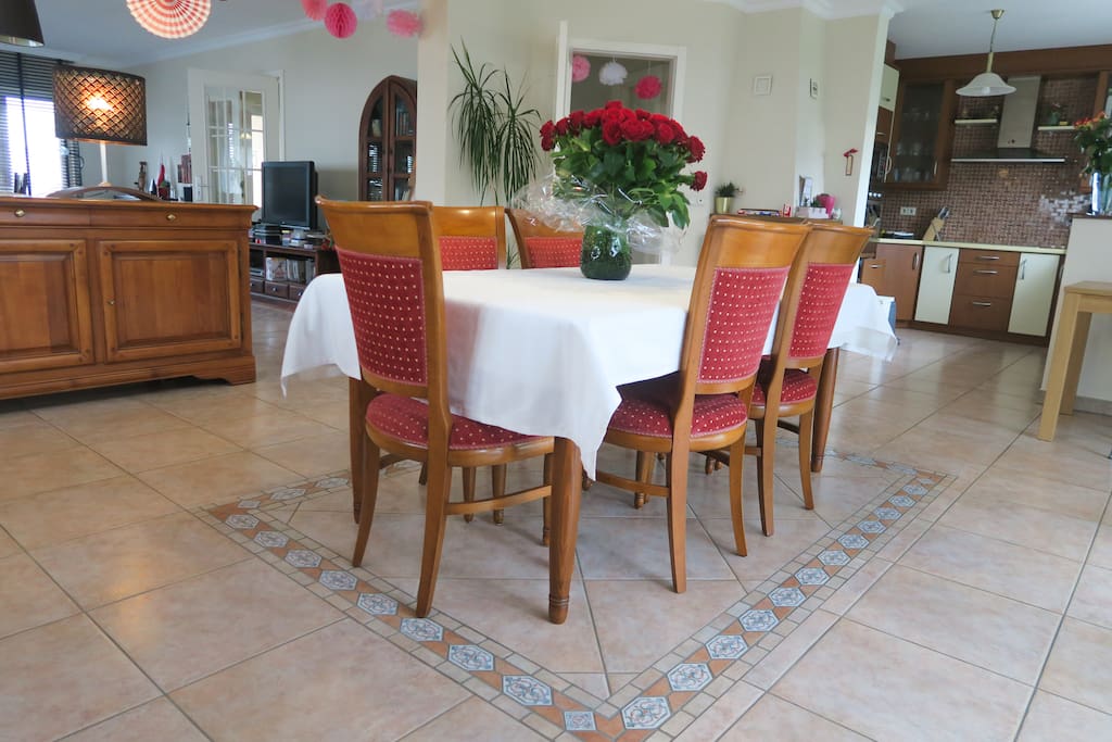 Luxurious dining area to enjoy a meal