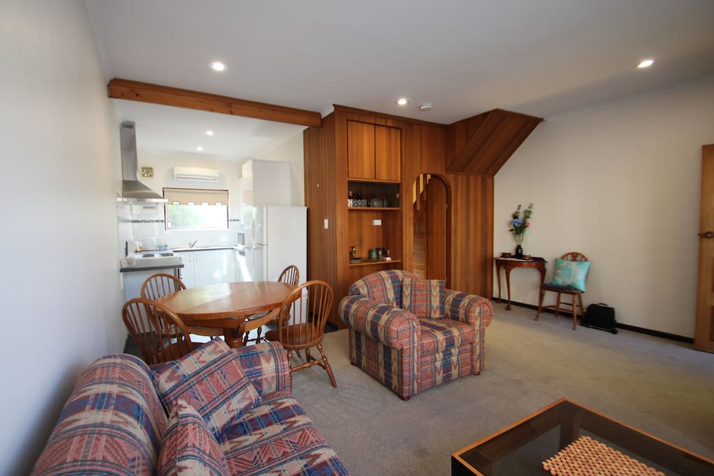 Lounge area.