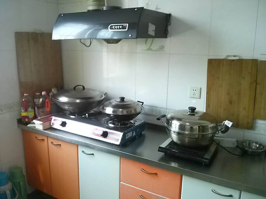 厨房用具一应俱全