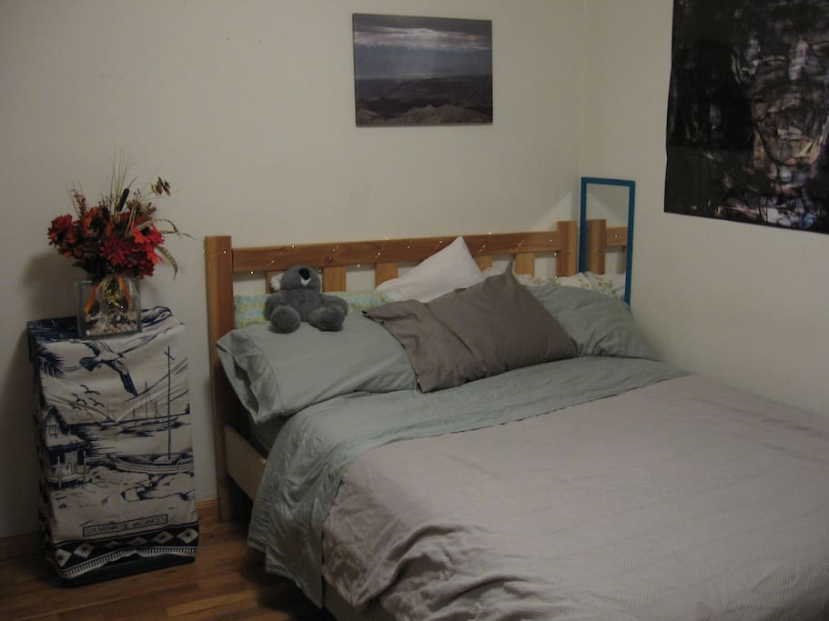 Bedroom #2, Queen-sized bed.