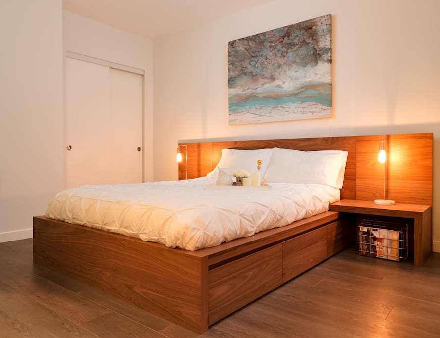 Queen bed
