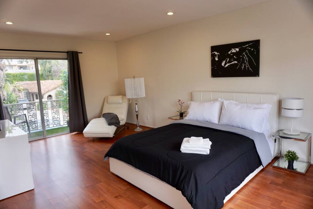Large Bedroom #1