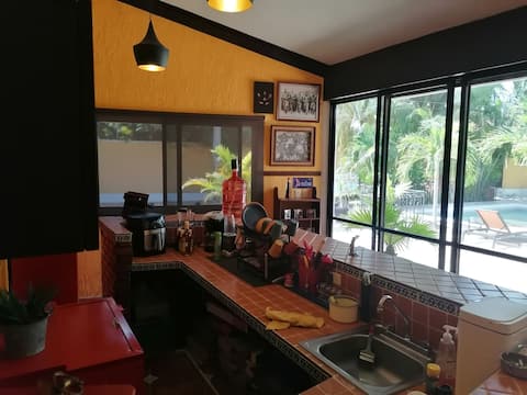 Popular Airbnb listing: The Reserved in Fraccionamiento Residencial Andalucía