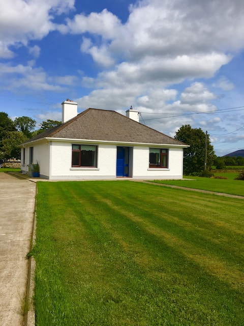 House available Killarney 20 minutes, Wi-Fi & BBQ