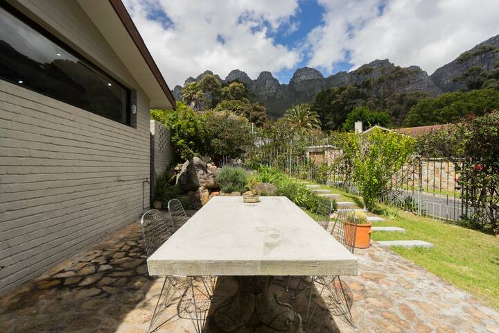 Camps Bay House with Views, Pool and leafy Garden gallery image 5