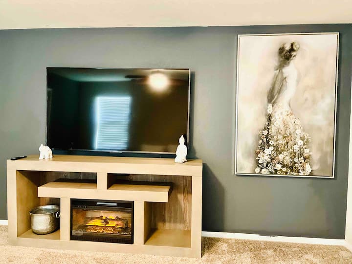 Hlavný apartmán s kozubom.