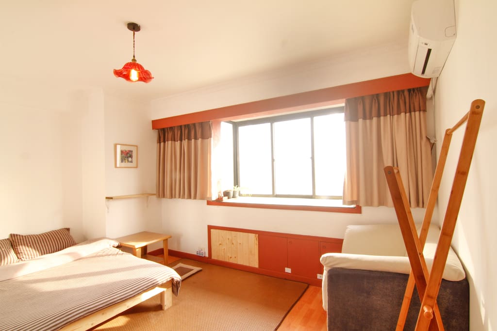 -双人床150*200
-queen size bed