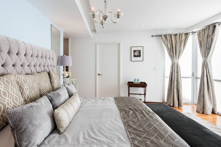 Discover La Condesa from a Terrace of Your Own gallery image 4