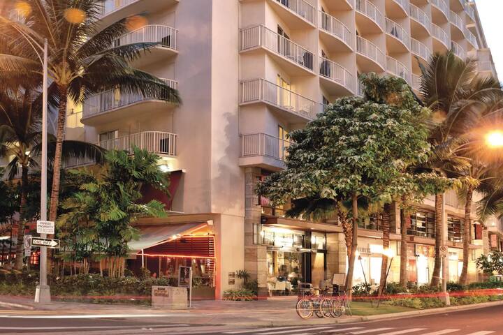 Aloha Waikiki 2bd Honolulu Beach Walk Haven Apartments For