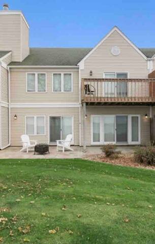 GOLF-FISH-SWIM ~ Izaty’s Escape on Mille Lacs Lake gallery image 5