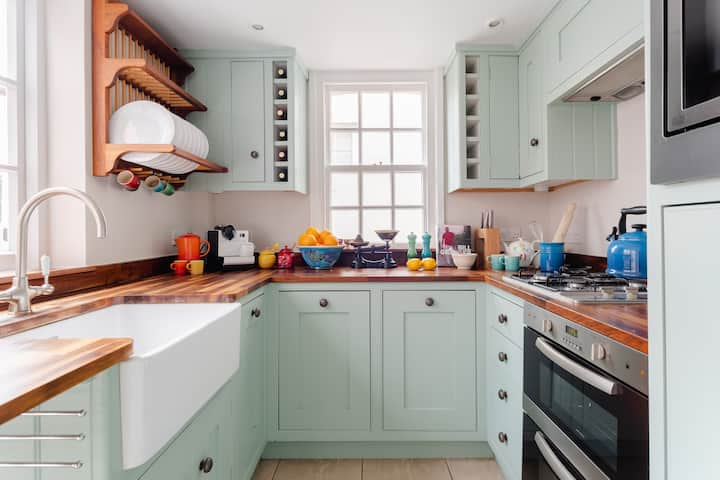 Seaside Cottage. Aldeburgh