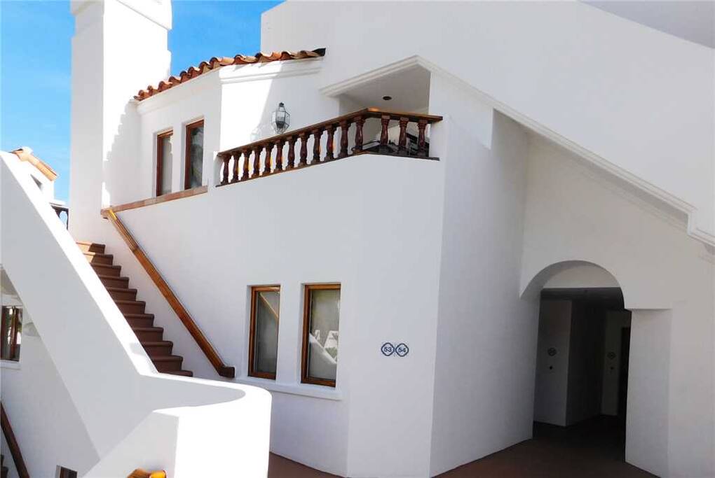 Building-Entrance